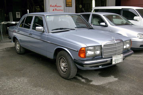 W123ベンツ　板金塗装完了